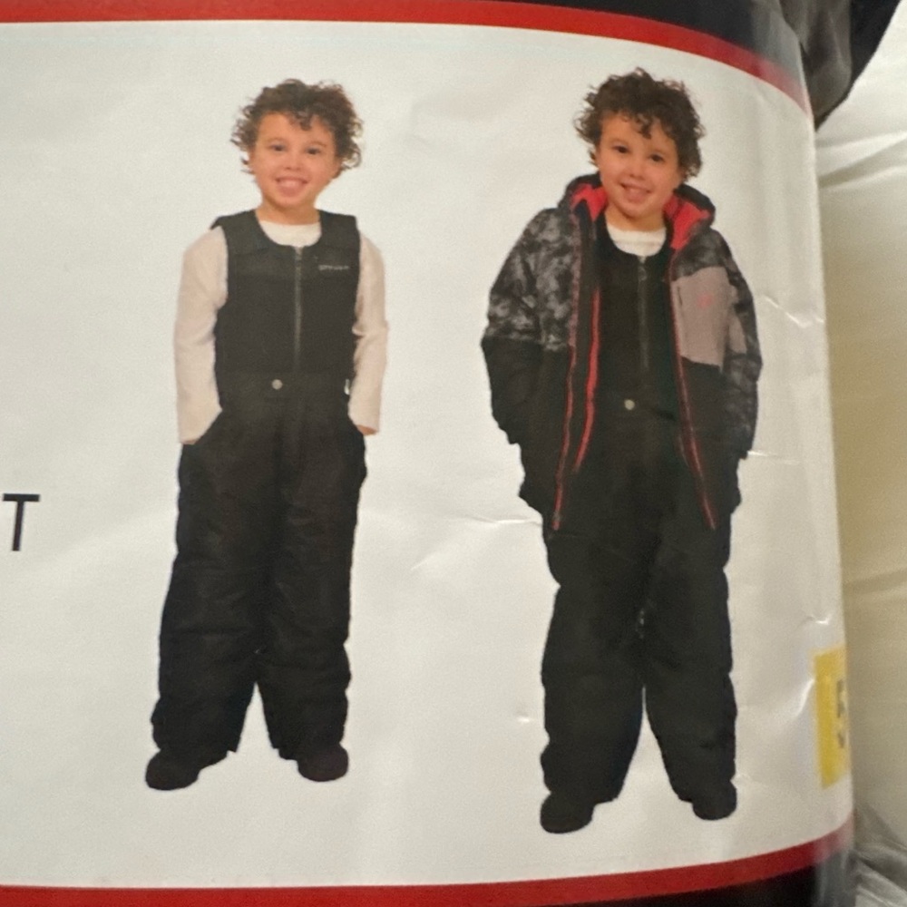 NWT- boys spider 2 pcs snow suit